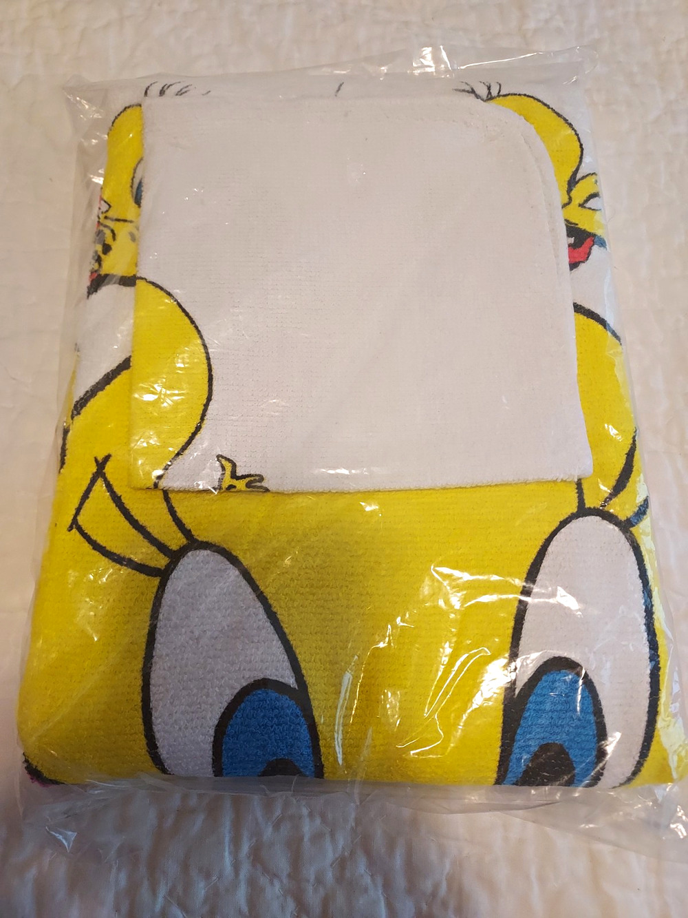 Vintage Tweety Looney Tunes 100% Cotton Printed Bath Towel 35 x 63" w/washcloth